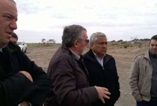 En septiembre de 2015, el por entonces candidato a la intendencia recorrió el predio de ENTRE