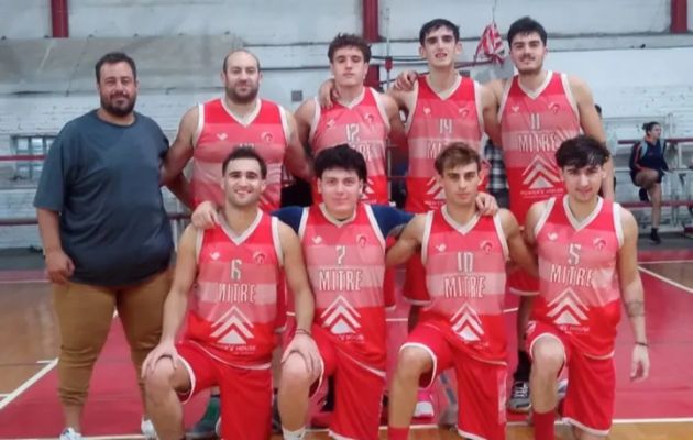 El Rojo obtuvo su tercera victoria en el torneo - Foto: @basquetclubmitre