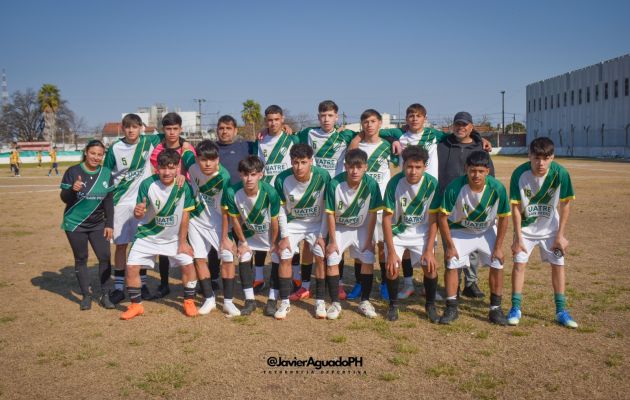 Banfield visitó a Defensores Unidos en el Interzonal - Foto: Hugo Javier Aguado 