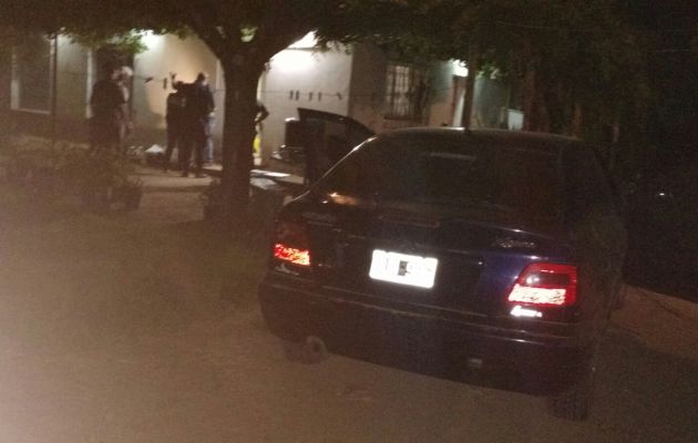 El automóvil en el que murió Ariel Lido Gomila tras ser baleado por delincuentes