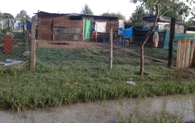 Vecinos afectados por el temporal. Foto: Pablo Martínez