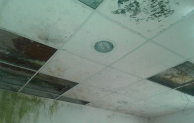El interior del Centro de Salud de barrio Las Canaletas. Foto: Visión Regional