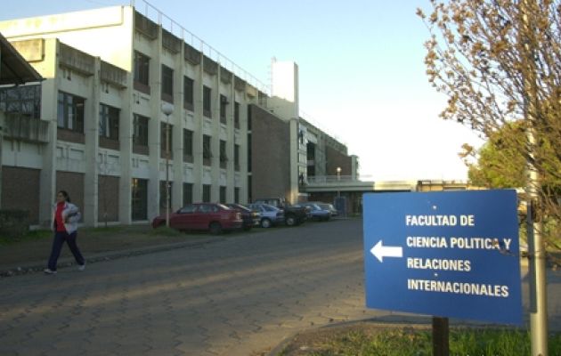 Facultas de Ciencias Políticas y Relaciones Internacionales de la UNR