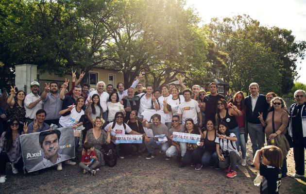 OTROS TIEMPOS: Dos años atrás, la militancia del Frente de Todos recibía al entonces candidato a Gobernador Axel Kicillof en San Pedro y se mostraba unido