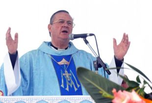Monseñor Héctor Cardelli