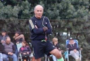 Cachi Llull homenajeado por la Liga de Fútbol Infantil de San Pedro 
