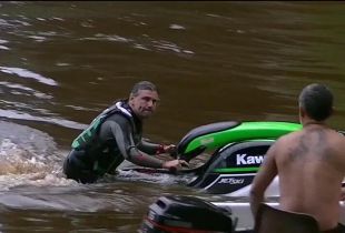 Marcos Di Palma colabora en los rastrillajes. Foto: Arrecifes Digital