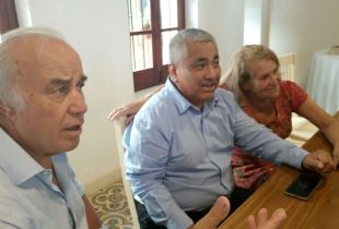 César Mascetti y Mónica Cahen D'Anvers junto al Intendente Cecilio Salazar. Foto: Visión Regional