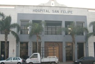 La mujer permanece internada en el Hospital San Felipe