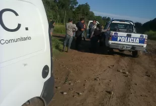 Policía, Bomberos y personal de Desarrollo Humano encabezados por Carlos García, participan de la búsqueda. Foto: Visión Regional