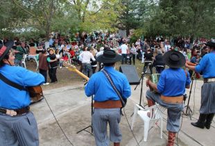Fiesta provincial del mondongo y la torta frita en Santa Coloma. Foto: Baradero Te Informa