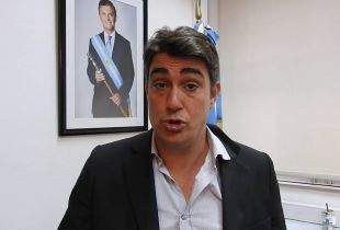 El intendente de Capitán Sarmiento, Javier Iguacel.