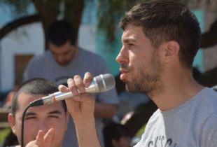 Juan Ramos fue denunciado por abusos sexuales reiterados contra una menor de edad, en una causa en plena investigación judicial