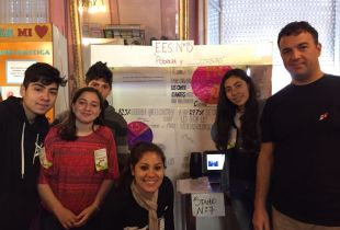 Alumnos de la Secundaria 15 presentaron un informe sobre "Pobreza y consumo".